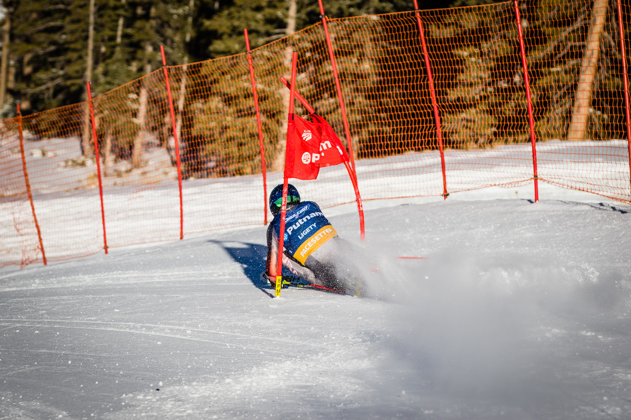 Ted Ligety rips the NASTAR Pacesetting course at Copper Mountain. (Justin Samuels)