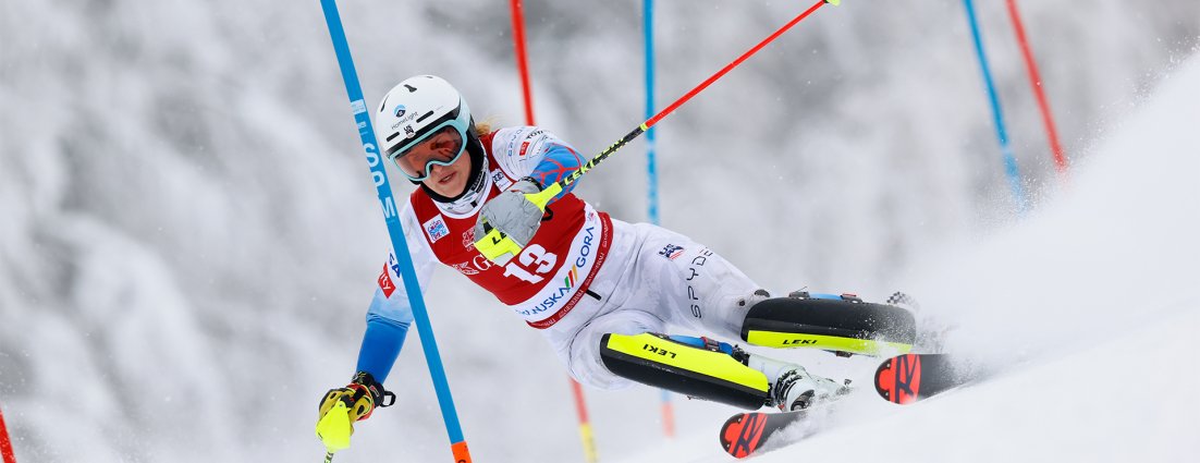Paula Moltzan of Team United States competes during the Audi FIS Alpine Ski World Cup Women's Slalom on January 9, 2022 in Kranjska Gora Slovenia. Paula Moltzan of Team United States competes during the Audi FIS Alpine Ski World Cup Women's Slalom on January 9, 2022 in Kranjska Gora Slovenia.